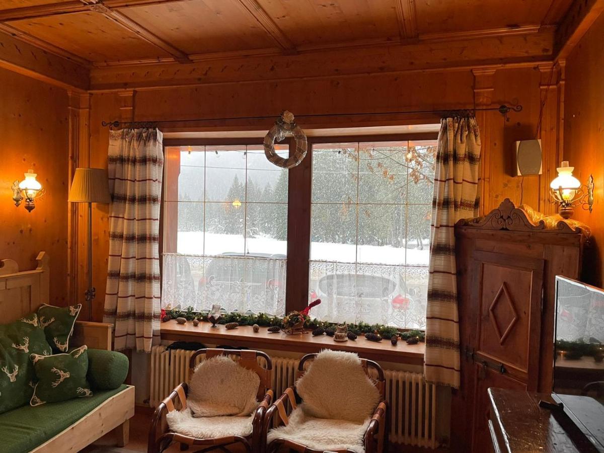 Al Cervo Albergo - Hotel Stabiziane ภายนอก รูปภาพ
